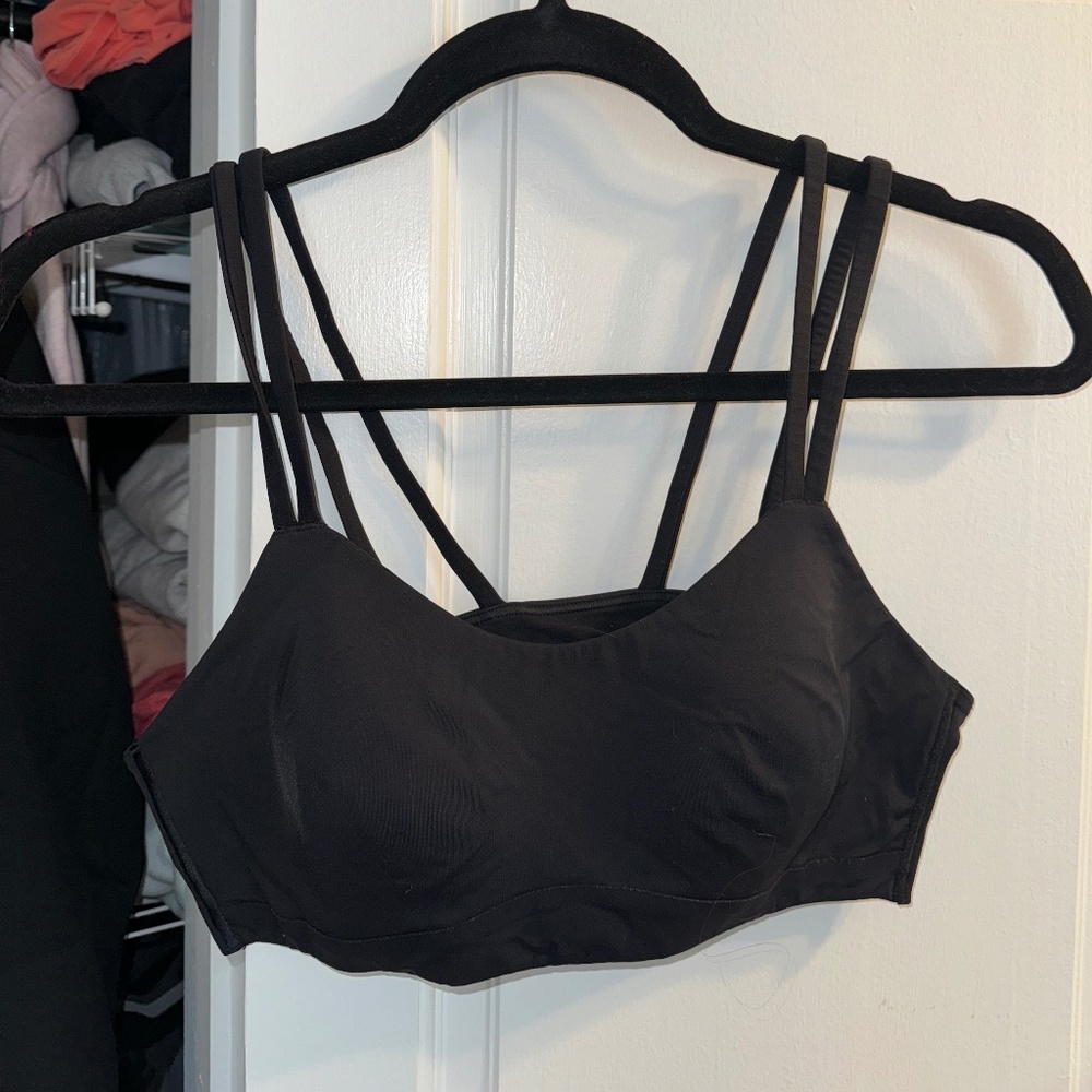 Black Lululemon Like a Cloud Sports Bra